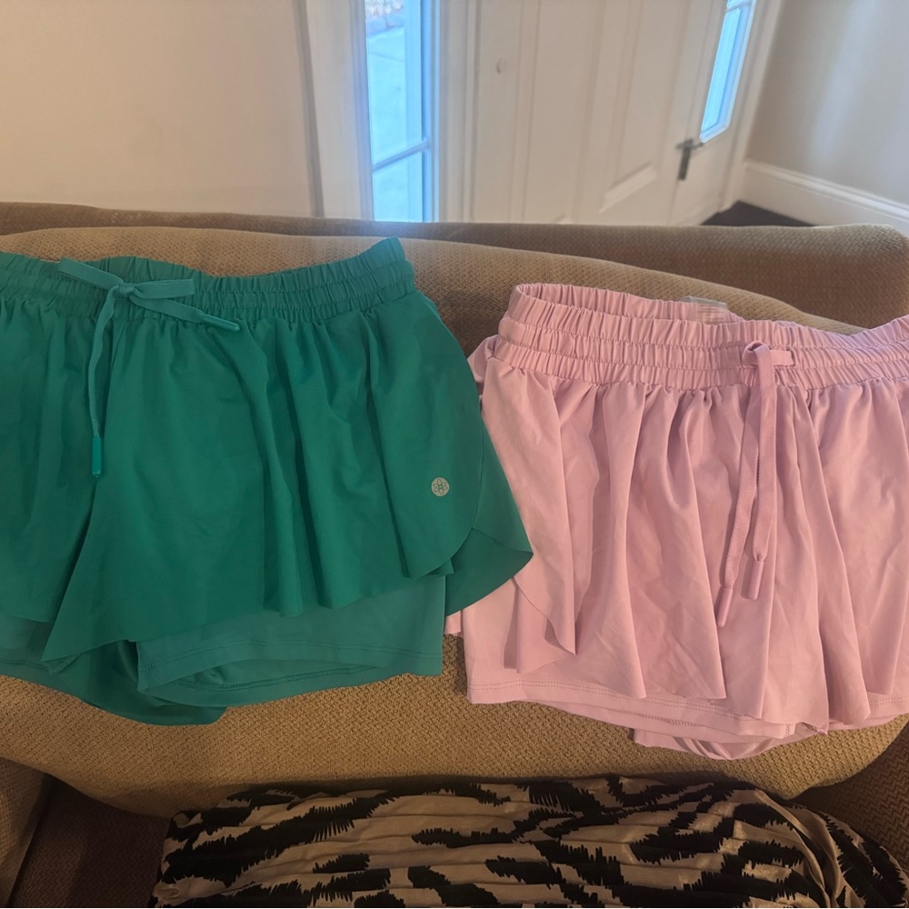 Source Unknown Teal and Pink Women Shorts